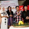 Fairuz A. Rafiq dan Miladian Band Saat Peluncuran Single 'Pengalaman Pertama'