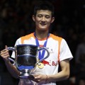 Chen Long Raih Trofi Kemenangan di Partai Tunggal Putra