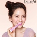 Song Ji Hyo di Iklan Kosmetik Benefit