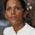 Halle Berry Sebagai Meronym