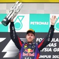 Sebastian Vettel Raih Trofi Kemenangan di GP Malaysia