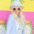 Keha di Orange Carpet Kids Choice Awards 2013