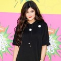 Kylie Jenner di Orange Carpet Kids Choice Awards 2013