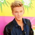 Cody Simpson di Orange Carpet Kids Choice Awards 2013
