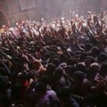 Umat Hindu di India Antusias Menunggu Festival Warna Dimulai