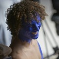 Muka David Luiz di Cat Biru