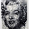 Patung Kancing Potret Wajah Marilyn Monroe