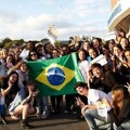 Antusiasme ELF Brazil di Luar Credicard Hall