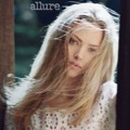 Amanda Seyfried di Majalah Allure Edisi Mei 2013