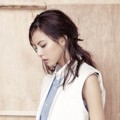 Park Ji Yoon Berpartisipasi di Proyek 'Pink Wings' Majalah Vogue Girl Edisi Maret 2013