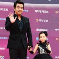 Ryu Seung Ryong dan Gal So Won Hadir di Baeksang Awards 2013