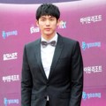 Seulong 2AM Hadir di Baeksang Awards 2013