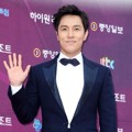 Kim Dong Wan Shinhwa Hadir di Baeksang Awards 2013