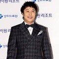 Kim Byung Man Hadir di Baeksang Awards 2013