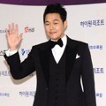 Park Sung Woong Hadir di Baeksang Awards 2013