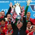 Trofi Kemenangan MU Jadi Kado Pensiun Alex Ferguson