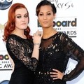 Icona Pop di Blue Carpet Billboard Music Awards 2013