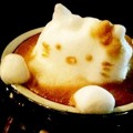 Karya Seni Busa Latte 3D Bentuk Karakter Kartun 'Hello Kitty'