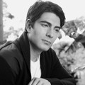 Brandon Routh di Bello Magazine