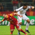 Duel Wesley Sneijder vs Sami Khedira