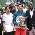 Para Juara Perancis Terbuka Berfoto Bersama Usain Bolt