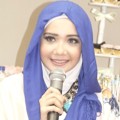 Zaskia Sungkar di Pembukaan Miss Moz Moslem Center Surabaya