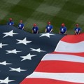 Pembentangan Bendera Nasional di Pertandingan Baseball Nationals vs Milwaukee Brewers