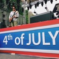 John Mayer Latihan untuk Konser Hari Kemerdekaan Amerika Serikat