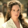 Ruth Wilson Sebagai Rebecca Reid