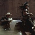 Lone Ranger dan Tonto Menunggangi Kuda