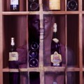 Body Painting yang Mengubah Manusia Jadi Rak Penyimpan Wine