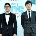 Lee Juck dan John Park di Blue Carpet Mnet 20's Choice Awards 2013