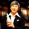 Shin Dong Yup Raih Piala 20's Variety Star