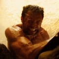 Logan Mempertahankan Dirinya