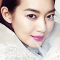 Shin Min A di Majalah Allure Edisi Agustus 2013
