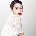 Shin Min A di Majalah Allure Edisi Agustus 2013