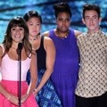 Lea Michele Didampingi Jenna Ushkowitz, Amber Riley dan Kevin McHale