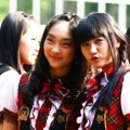 Lidya dan Via JKT48 Saat Perayaan HUT RI ke-68