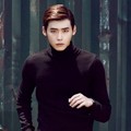 Lee Jong Suk di Majalah High Cut Edisi September 2013
