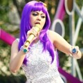 Jenita Janet Saat Tampil di Acara Musik 'Inbox'