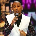 Marcell Siahaan di Konser Menuju Miss World 2013