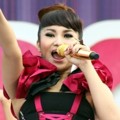 Fitri Carlina Saat Tampil di Acara Musik 'Inbox'