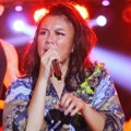 Agnes Monica Saat Tampil di Penutupan Festival Jak-Japan Matsuri 2013