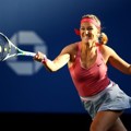 Victoria Azarenka Kembalikan Serangan Serena Williams