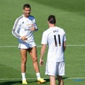 Gareth Bale dan Cristiano Ronaldo Saat Sesi Latihan Tim Real Madrid