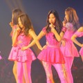 Aksi Panggung Girls' Generation di Konser Jakarta
