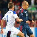 Duel Arjen Robben vs Pontus Wernbloom
