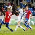 Edin Dzeko Saat Mencetak Gol ke Gawang Viktoria Plzen