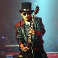 Aksi Panggung Kotak di 'Konser Ener9i: Rock Never Dies'