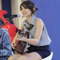 Lala Karmela Saat Tampil di Indonesia International Motor Show 2013